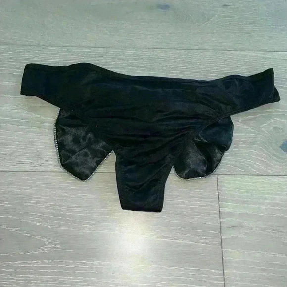 Victoria's Secret Big Bow Satin rhinestone Thong Panty sz XL black - Picture 3 of 4